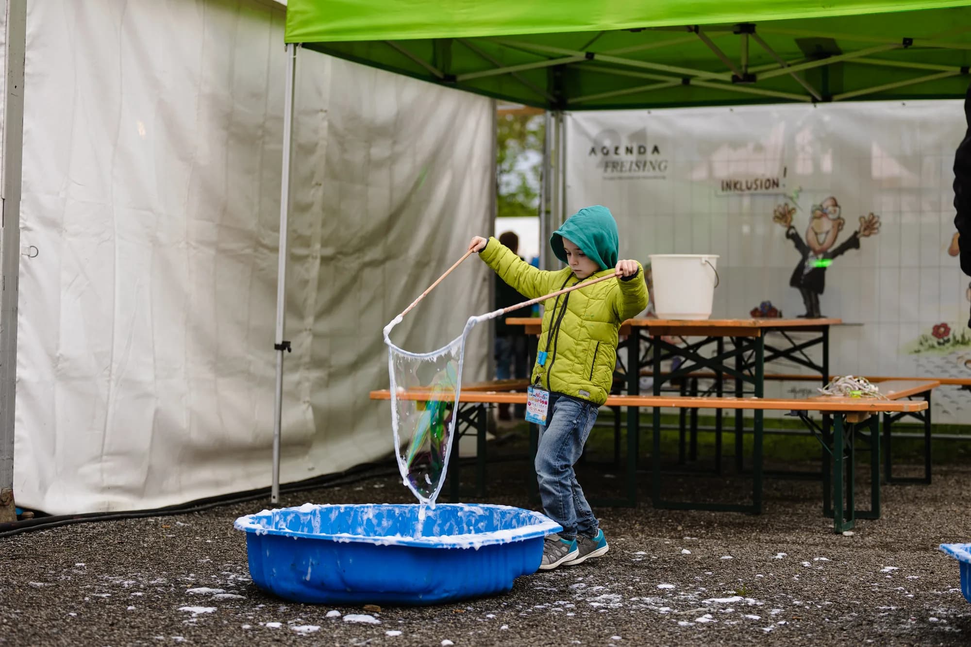 Child Bubble Workshop Green Tent 2023