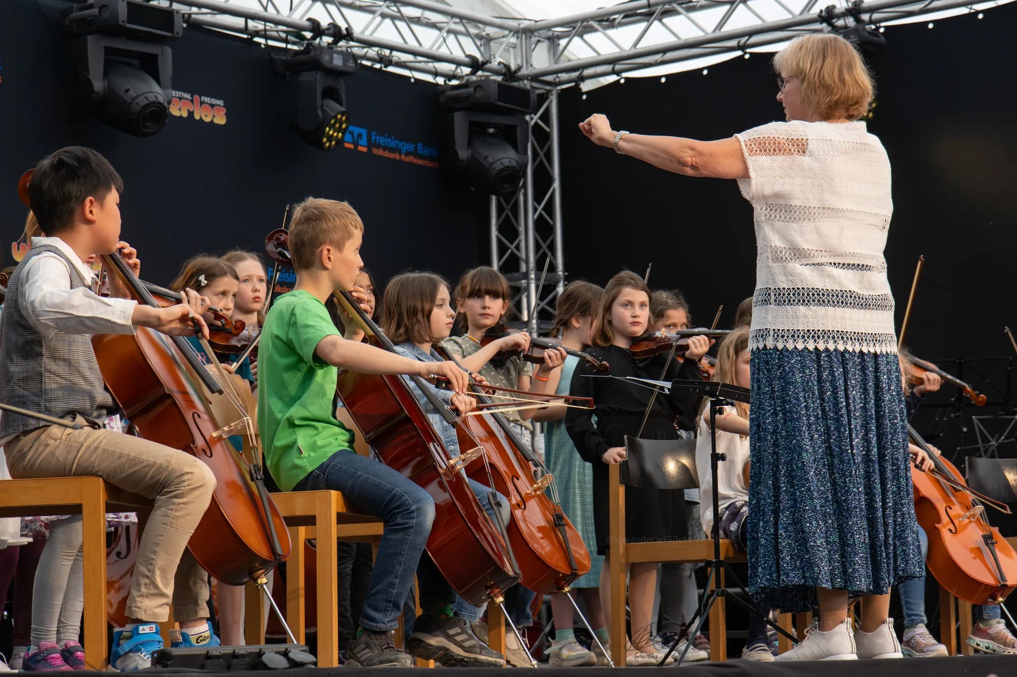 Youth Orchestra Conducting Lesson